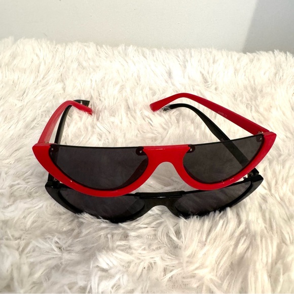 Cateye Sunglasses (2 pairs) Red and Black - Picture 1 of 4